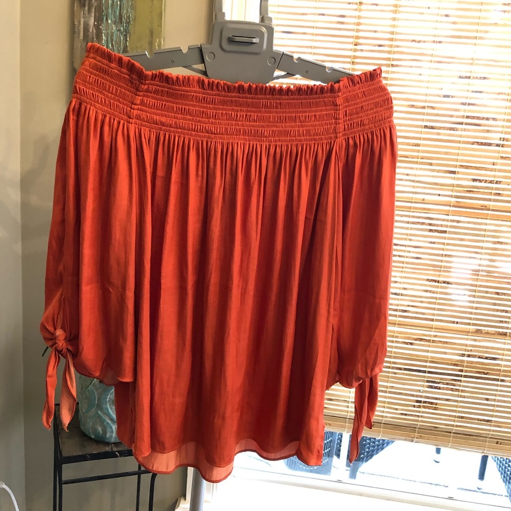 Ann Taylor off shoulder top